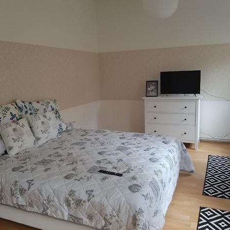 Apartman Deny2 Apartment Дечин Екстериор снимка